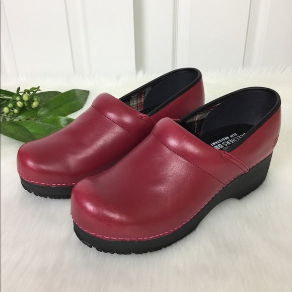 skechers clogs